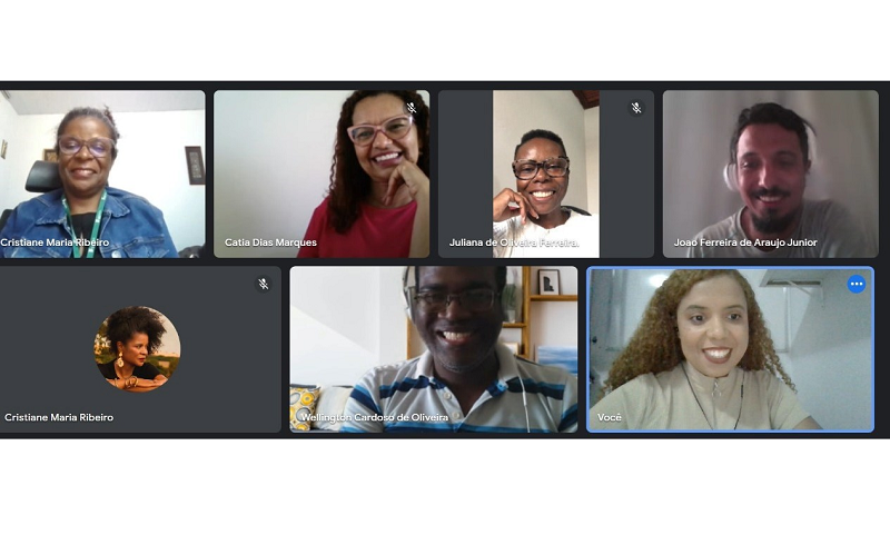 Reunião de integrantes do projeto de ensino para implantação do NEABI no IFG - Câmpus Aparecida de Goiânia, com presença da professora Dra. Cristiane Maria Ribeiro (IF Goiano - Câmpus Urutaí), que é uma das organizadoras do livro "Educação para as relações étnico-raciais: alicerces para a luta antirracista na educação básica" Reunião de integrantes do projeto de ensino para implantação do NEABI no IFG - Câmpus Aparecida de Goiânia, com presença da professora Dra. Cristiane Maria Ribeiro (IF Goiano - Câmpus Urutaí), que é uma das organizadoras do livro "Educação para as relações étnico-raciais: alicerces para a luta antirracista na educação básica"